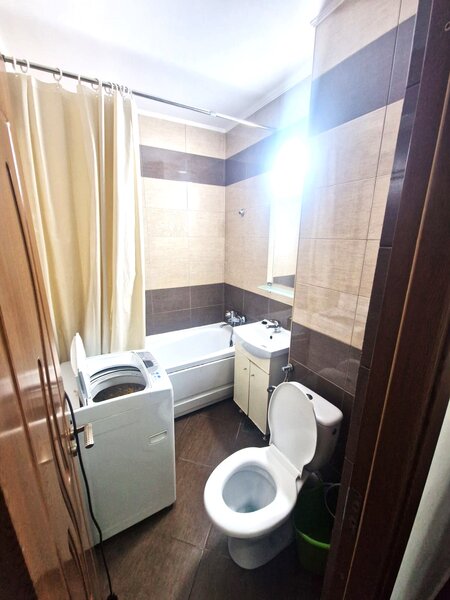 Drumul Taberei, Favorit,